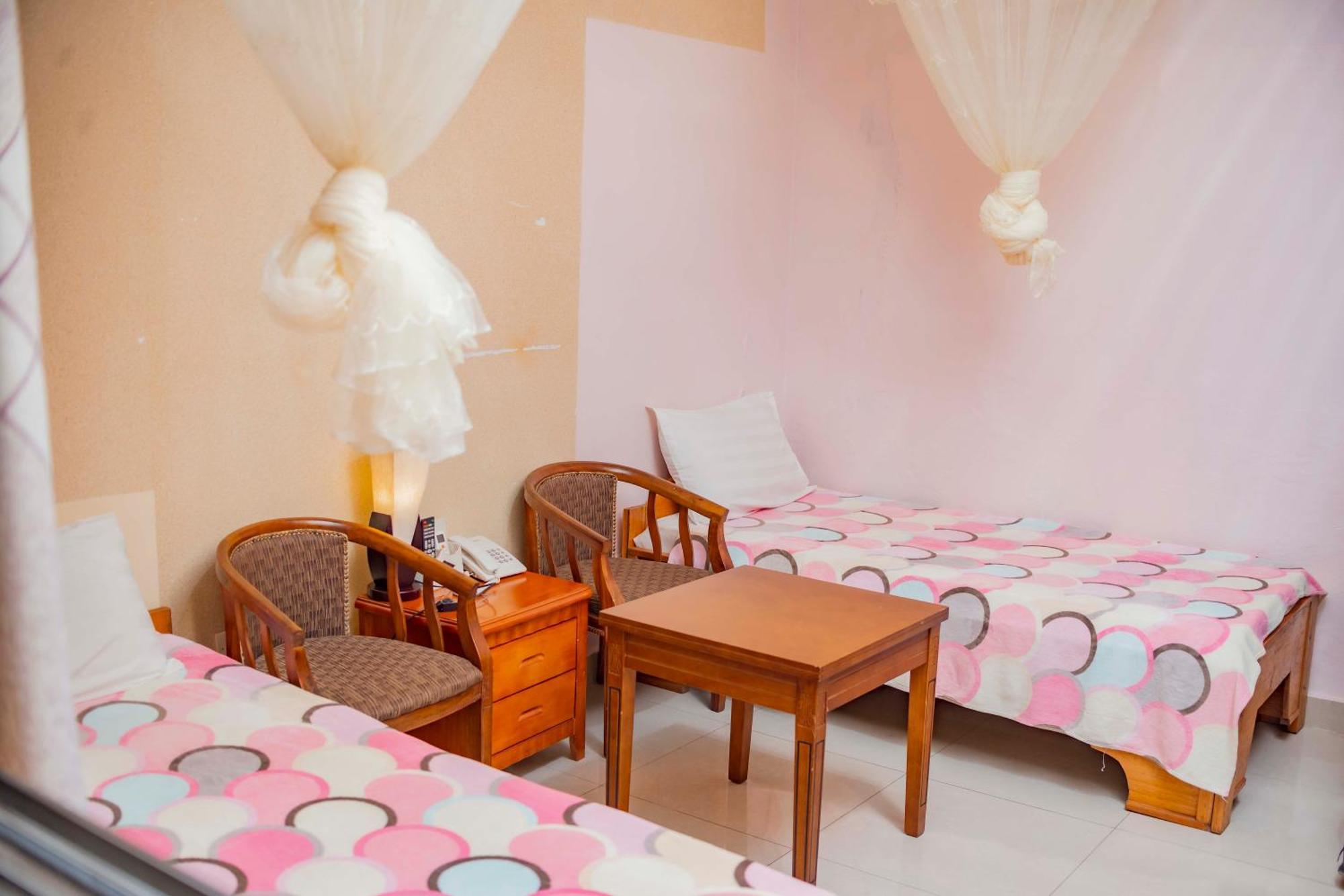 בוג'ומבורה Tigers'S Apartment Hotel מראה חיצוני תמונה
