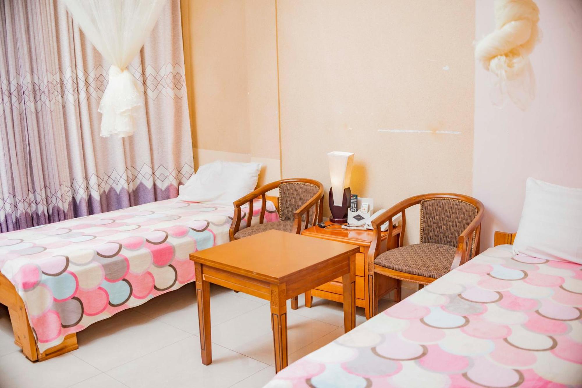 בוג'ומבורה Tigers'S Apartment Hotel מראה חיצוני תמונה