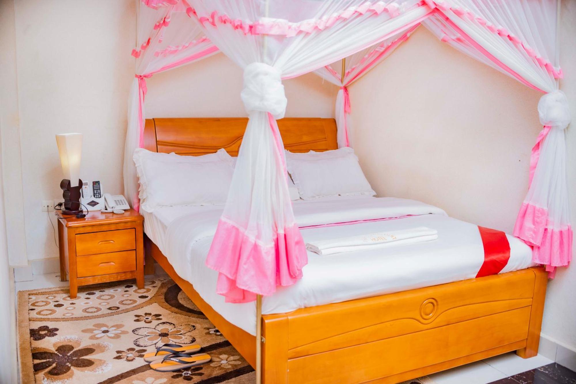בוג'ומבורה Tigers'S Apartment Hotel מראה חיצוני תמונה