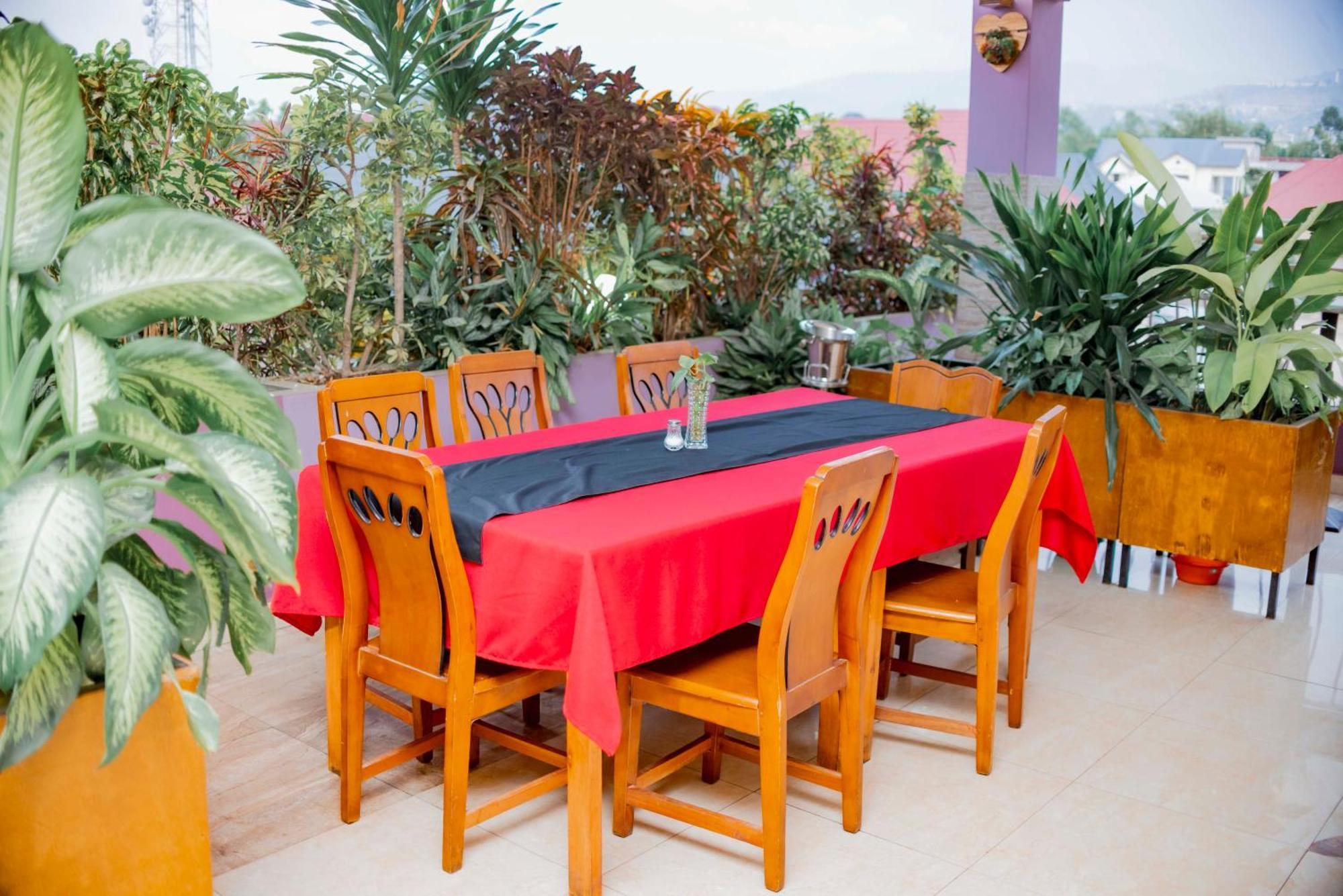 בוג'ומבורה Tigers'S Apartment Hotel מראה חיצוני תמונה