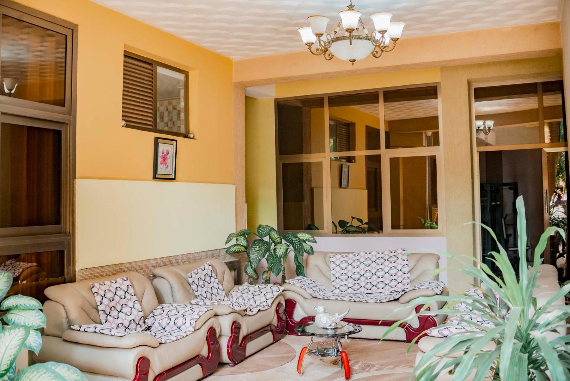 בוג'ומבורה Tigers'S Apartment Hotel מראה חיצוני תמונה